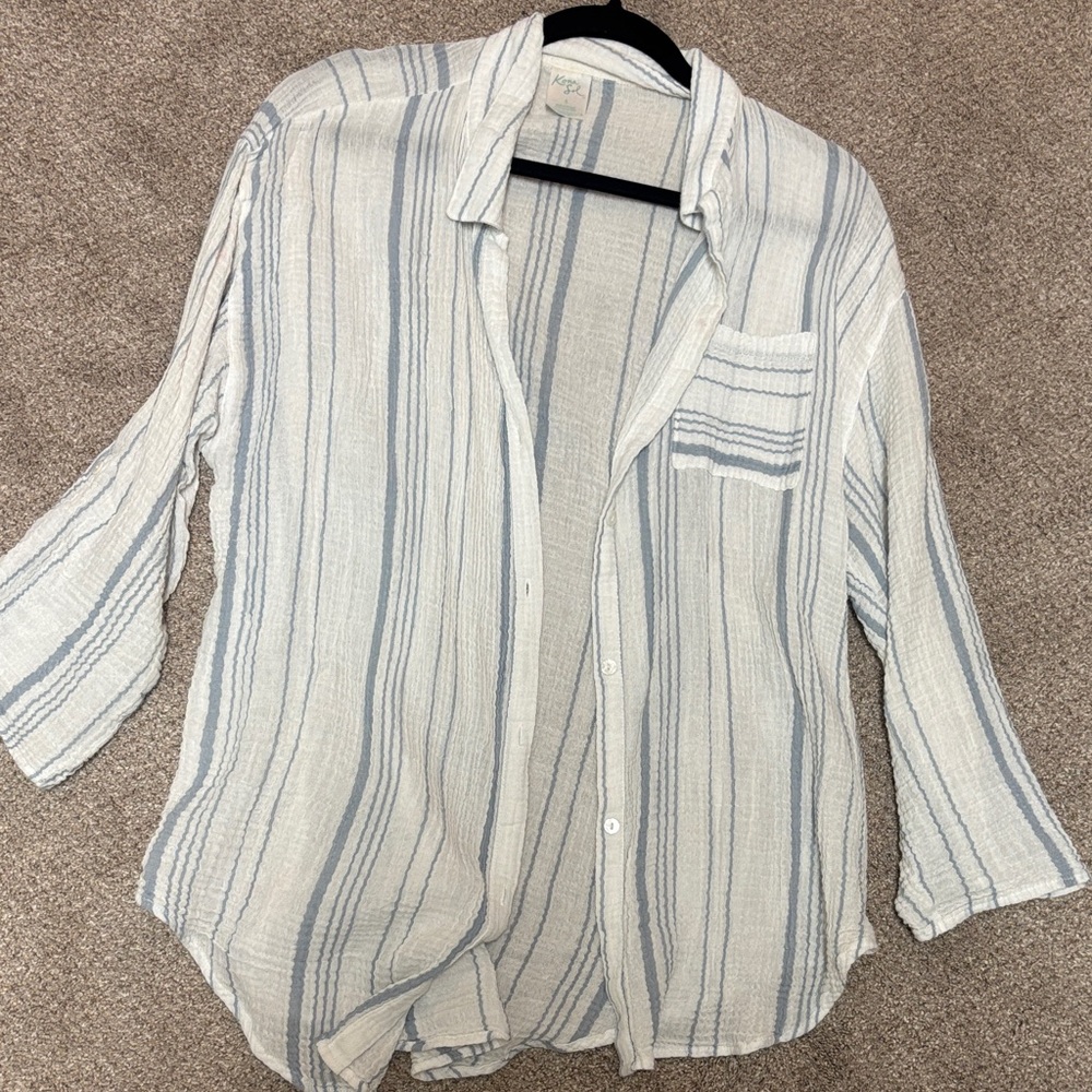 Kona Sol White and Light Blue Striped Button-Down Shirt